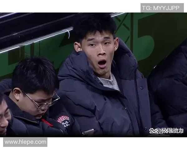 CBA赛场激战江苏同曦迎战佛山队争夺季后赛名额的关键之战