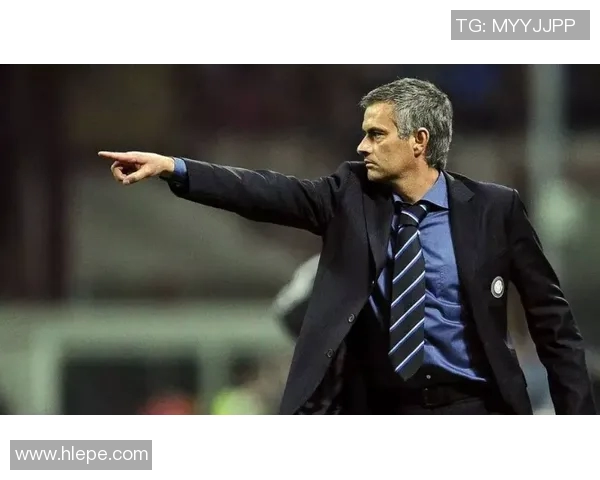 曼联主席否认穆里尼奥回归传言,称球队正寻找新教练 曼联主席否认穆里尼奥回归传言,称球队正寻找新教练