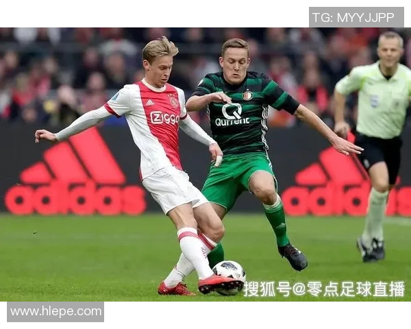 李诞激情解说足球比赛直播引发网友热议精彩瞬间回顾与精彩评论合集